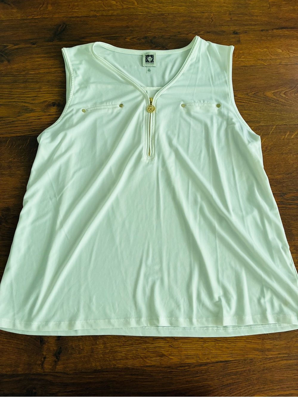 New Anne Klein sleeveless utility-style blouse size XL